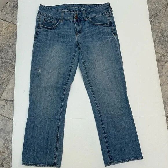 American Eagle Stretch Artist Crop‎ Light Wash Distressed Jeans size 8 - Picture 1 of 5